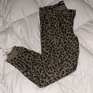 Express Leopard stretch Ankle Mid Rise Leggings